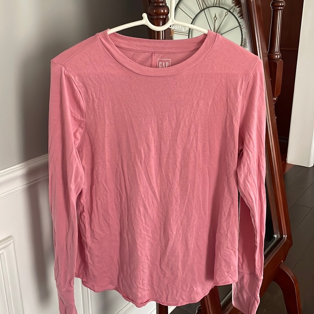 Gap Feather T